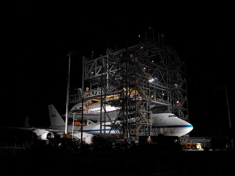 Illustration for article titled How To Attach The Space Shuttle To A Boeing 747